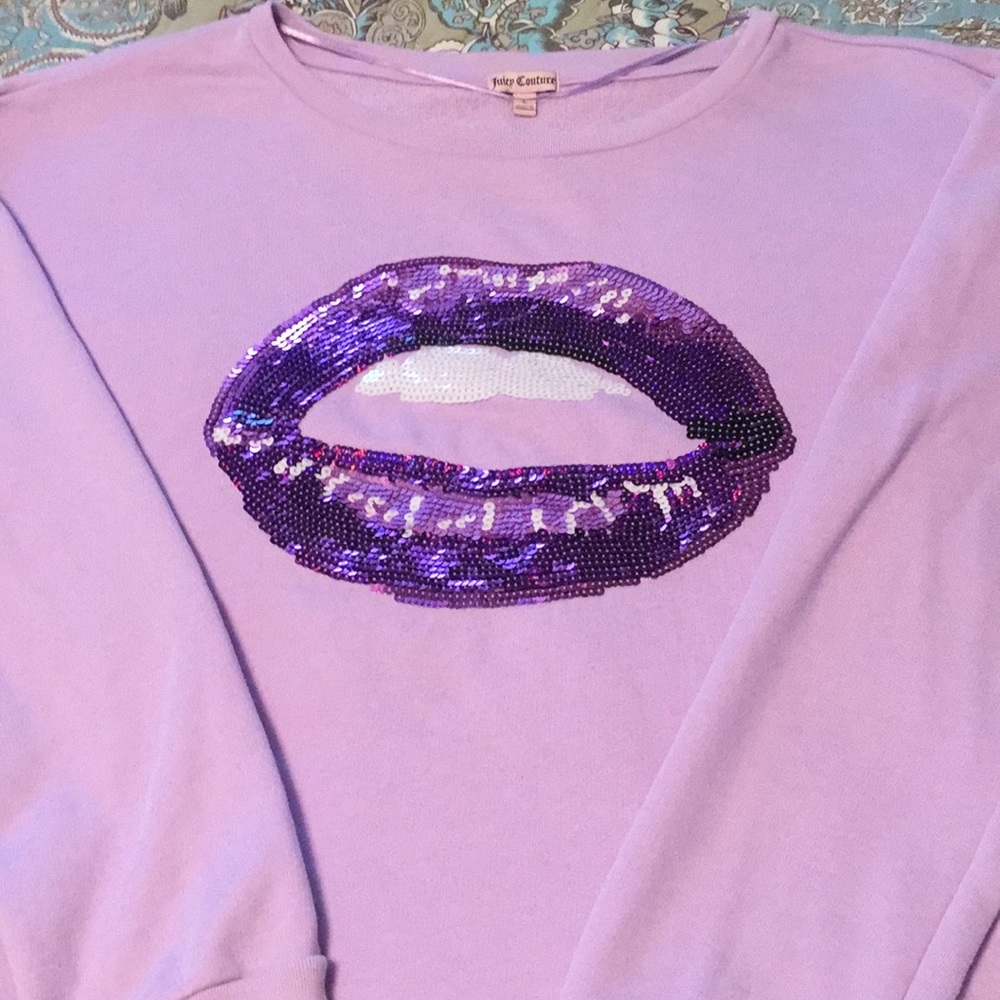 Juicy Couture sweatshirt w/ tapered waist. Fun!